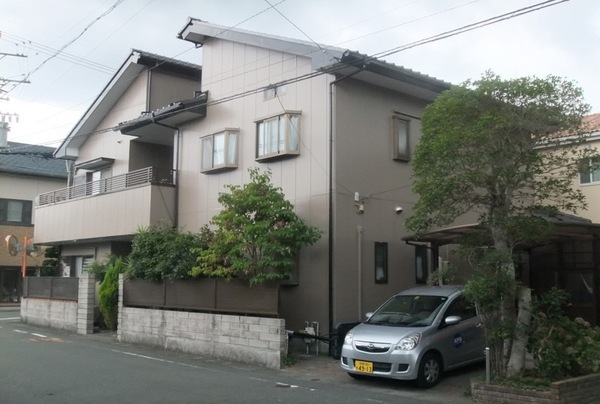 【外壁屋根塗装：静岡県富士市】経年劣化をメンテナンスのサムネイル