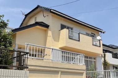 【外壁屋根塗装：宮崎県宮崎市】色あせと青かびを対策
