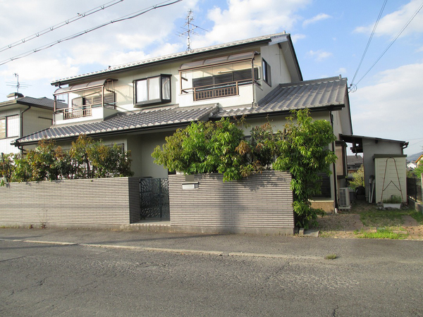 橿原市Ｔ様　外壁塗装の事例紹介のサムネイル