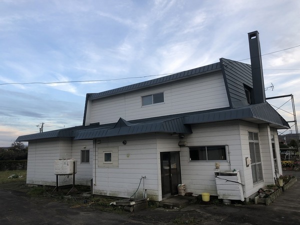 沙流郡平取町Ｆ様　屋根塗装のサムネイル